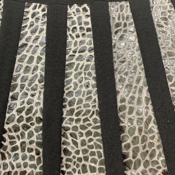 Etcetera Merino Wool And Linen Crocodile  Print Skirt - Picture 7 of 7